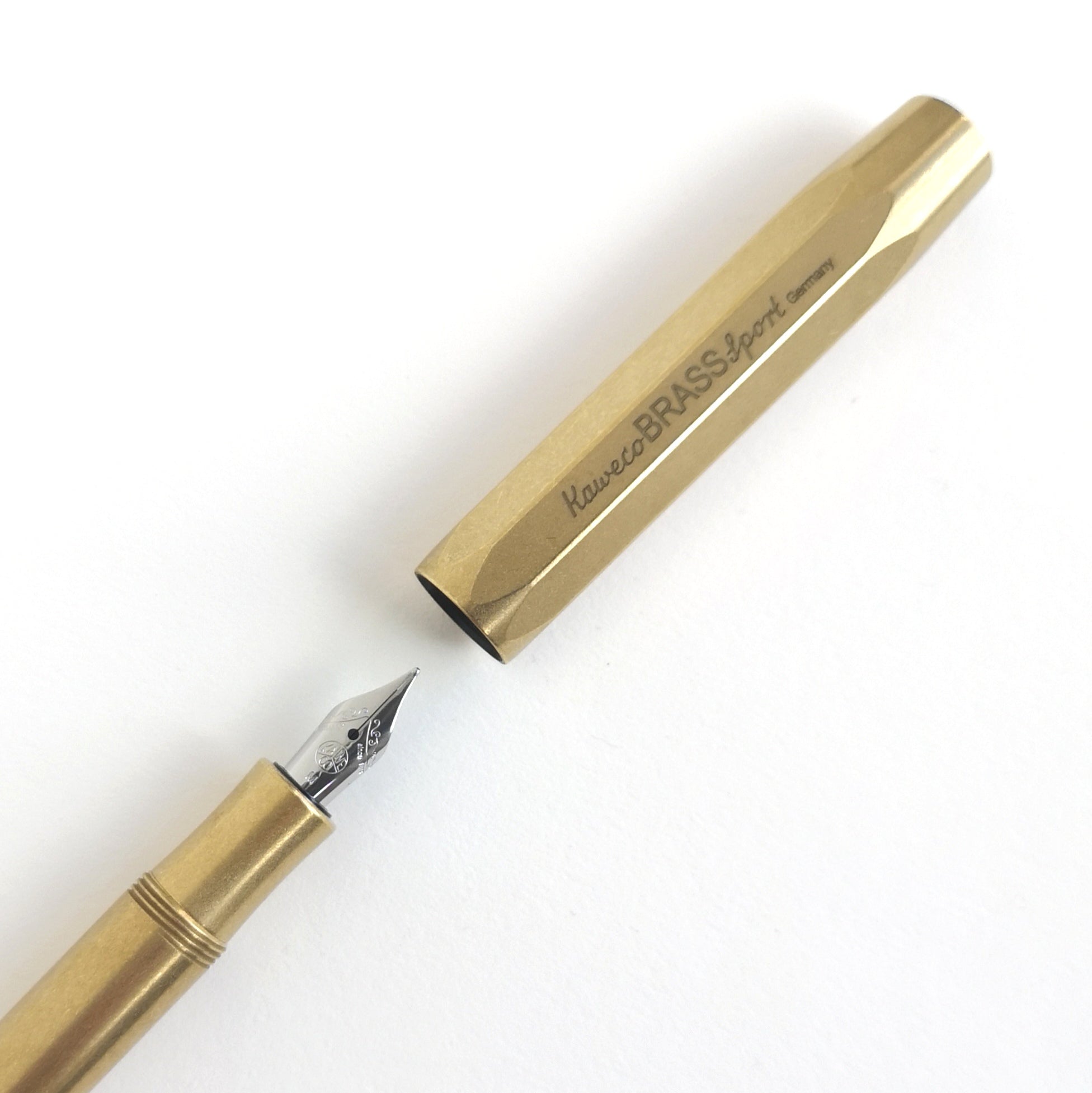 close-up of kaweco sport fountain pen cap and nib