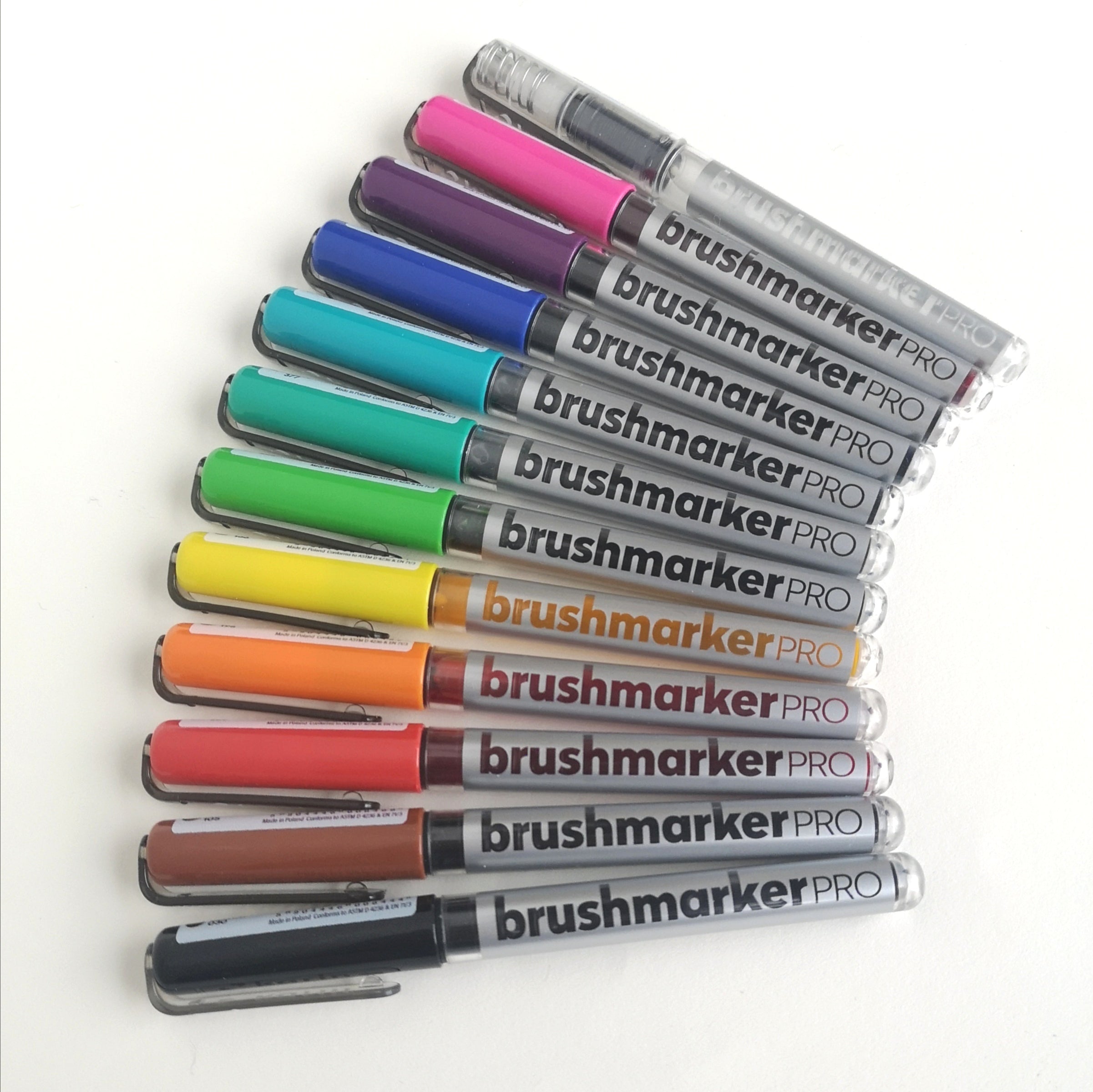 Karin Brushmarker PRO Set of 11 Basic Colors & Blender